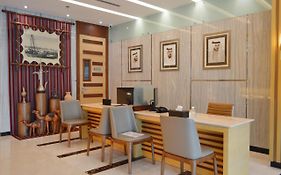 Tulip Al Barsha Hotel Apartment